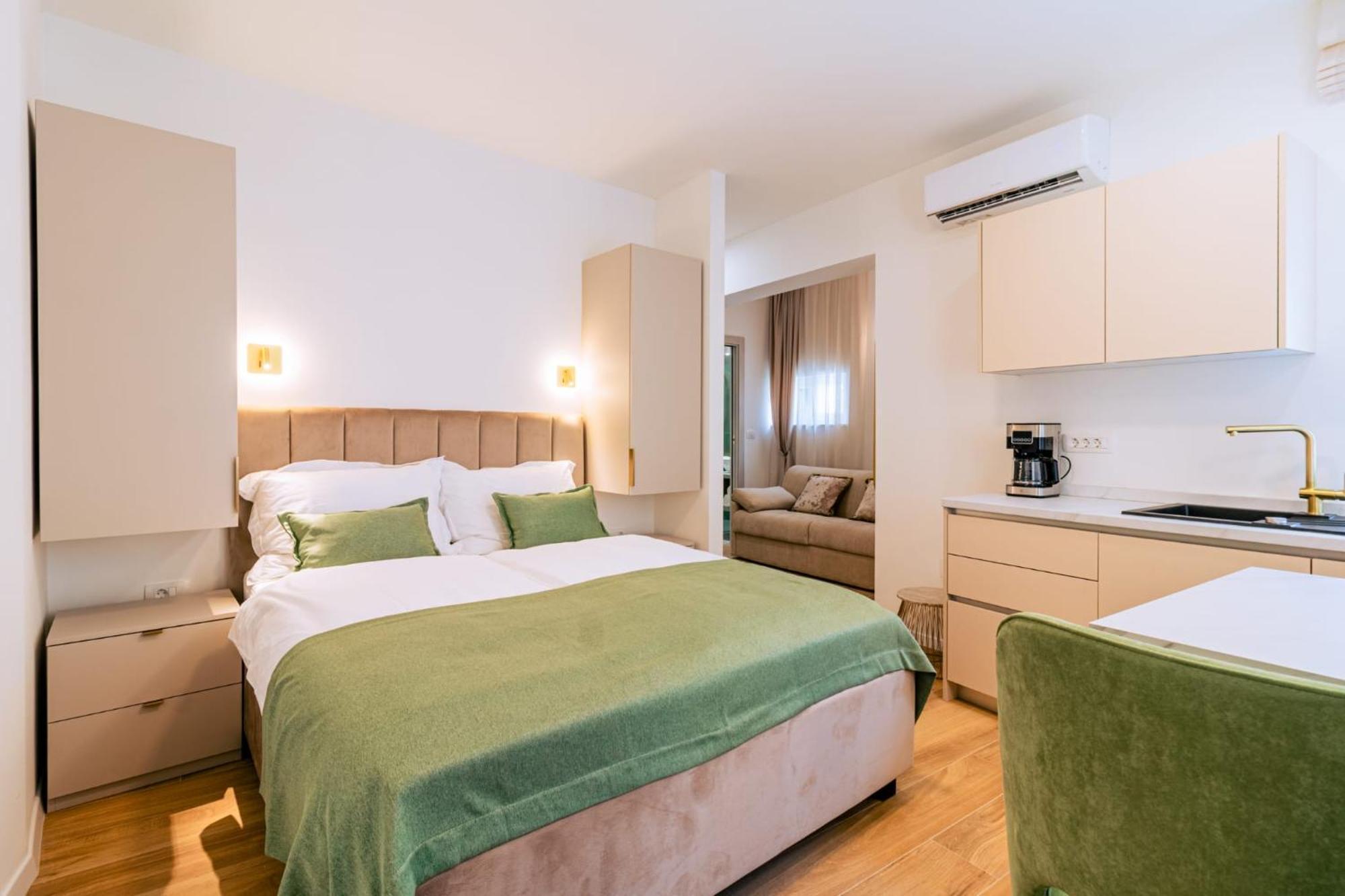 Luxury 2 Bedroom-2 Bathroom Apartment & Studio App With Rooftop Terrace Split Exterior foto