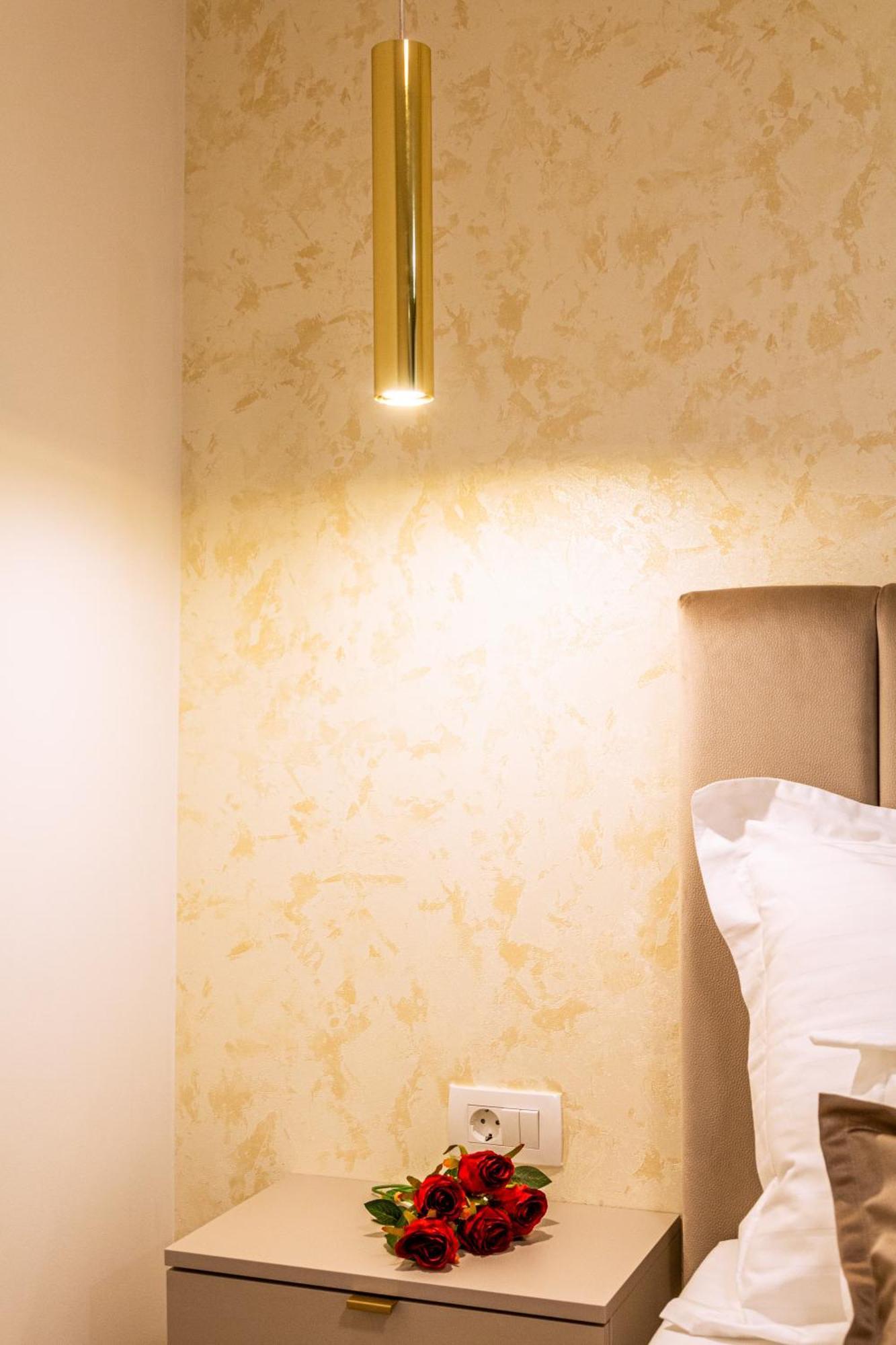 Luxury 2 Bedroom-2 Bathroom Apartment & Studio App With Rooftop Terrace Split Exterior foto