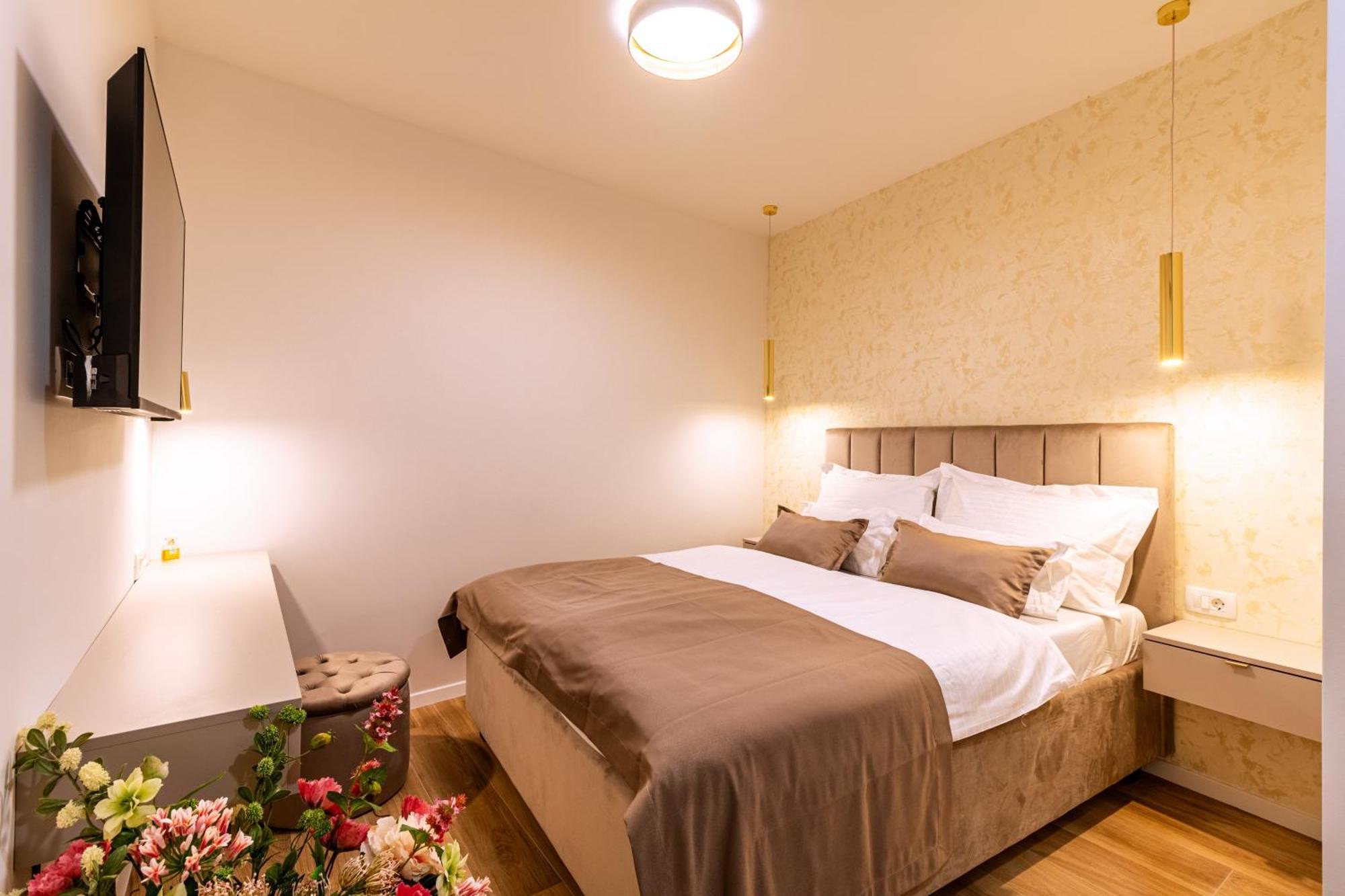Luxury 2 Bedroom-2 Bathroom Apartment & Studio App With Rooftop Terrace Split Exterior foto