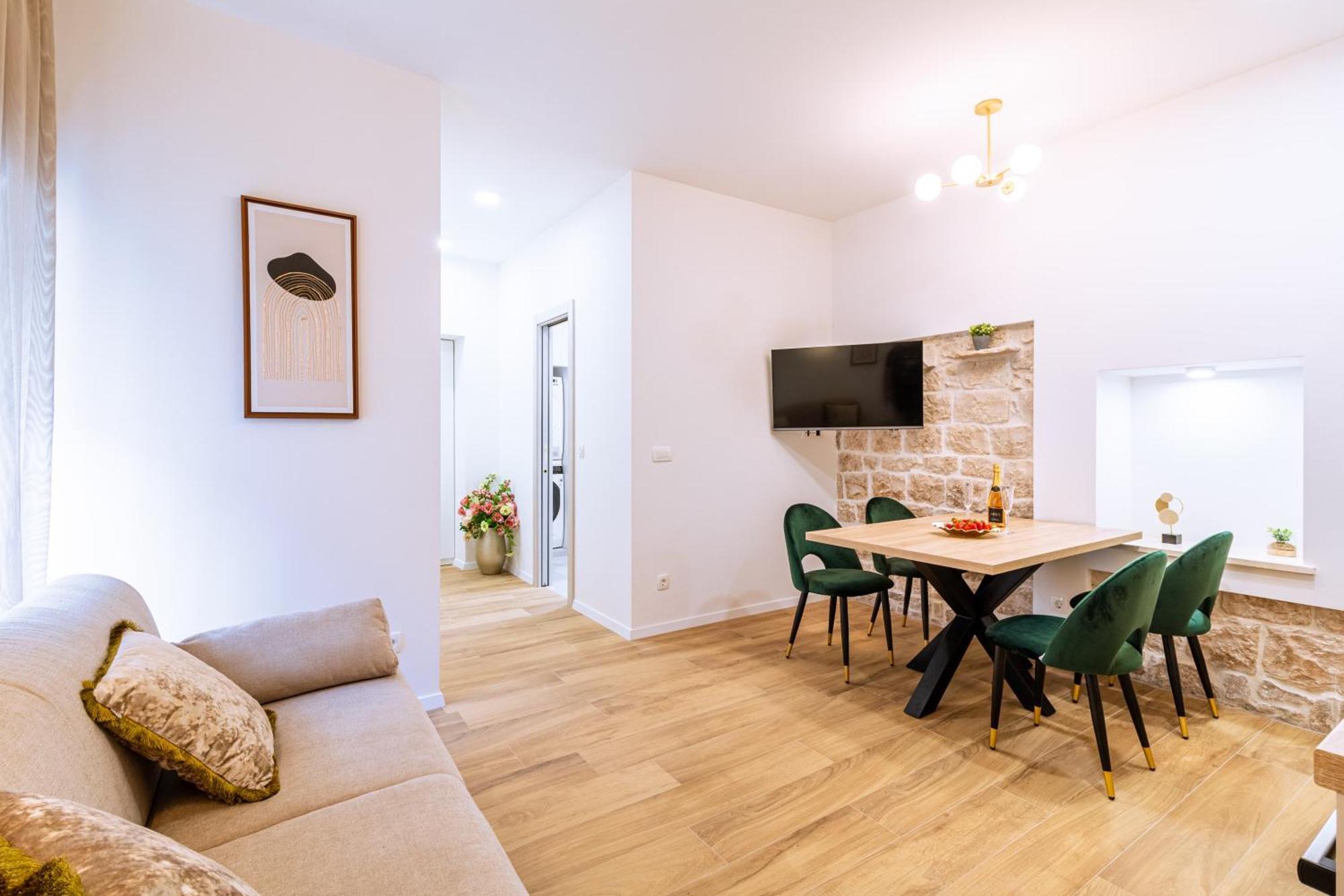 Luxury 2 Bedroom-2 Bathroom Apartment & Studio App With Rooftop Terrace Split Exterior foto