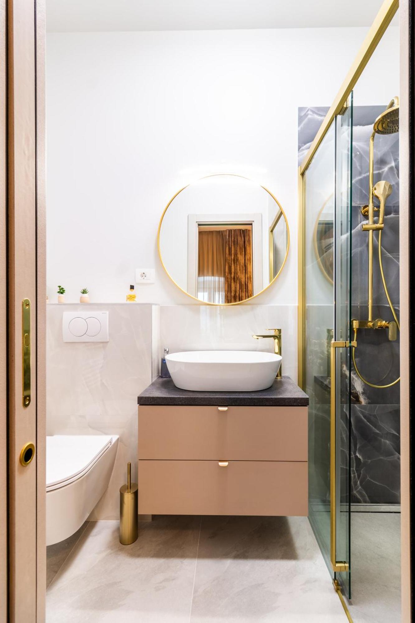 Luxury 2 Bedroom-2 Bathroom Apartment & Studio App With Rooftop Terrace Split Exterior foto